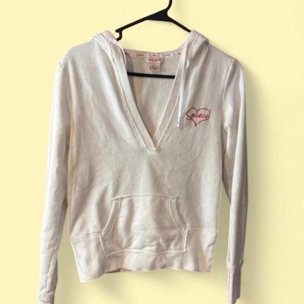 Guess Jeans Y2K White V-Neck Pullover Hoodie Embroidered Heart Q648X628 Womens M